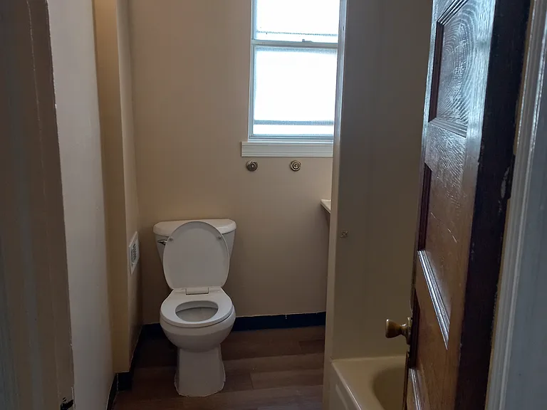 5629 Chew Ave — Photo 13