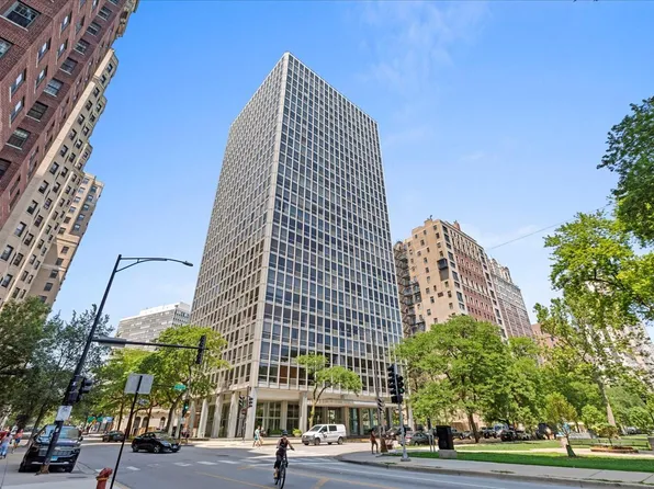 2400 N Lakeview Ave #614-15, Chicago, IL 60614