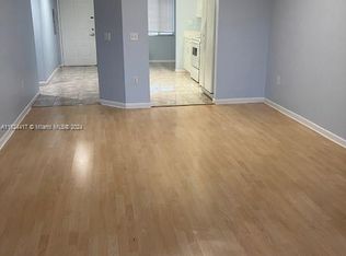 1600 SW 127th Way APT 303C, Pembroke Pines, FL 33027