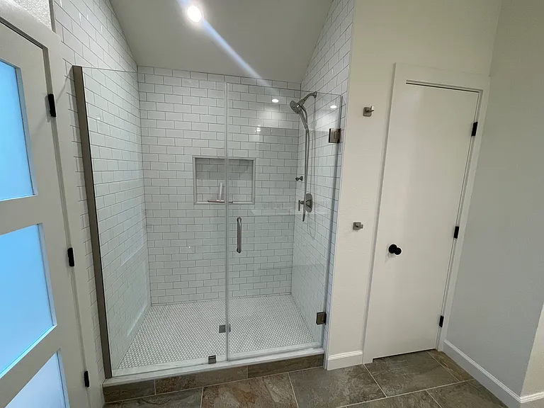 2 Greenbrier Ct — Photo 39