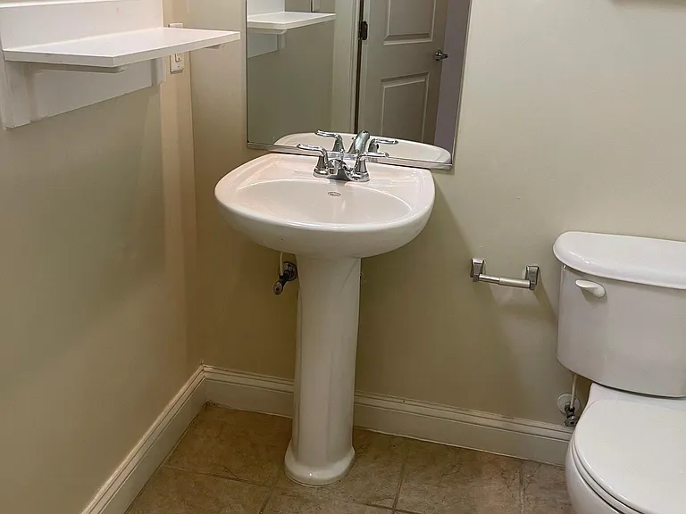 1333 W Broad St #202 — Photo 10