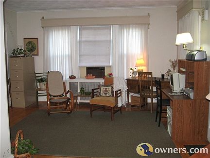 1st floor entry room