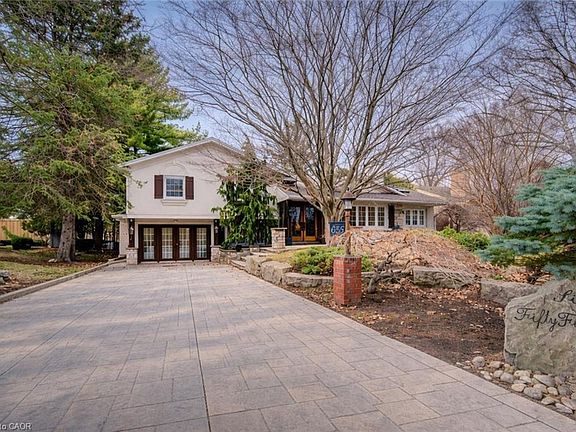 2nd image of 655 Ellengale Rd