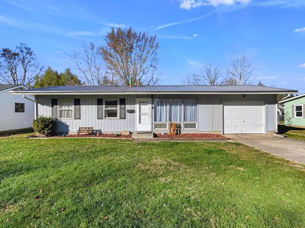 709 Meadow Dr, Newark, OH 43055