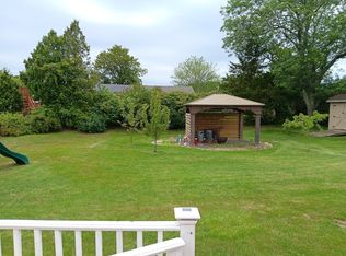 32 Paulson Dr, West Springfield, MA 01089