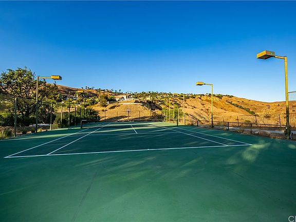 4th image of 22590 Green Mount Pl