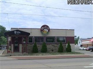 1572 W 117th St, Lakewood, OH