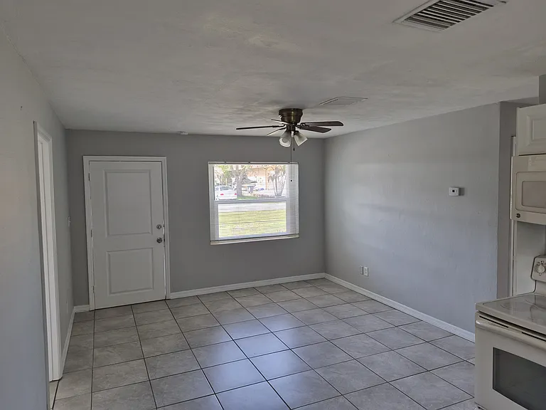 7303 Roberts Rd — Photo 21