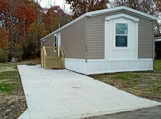 106 E Canyon Dr #35, Hamburg, NY 14075