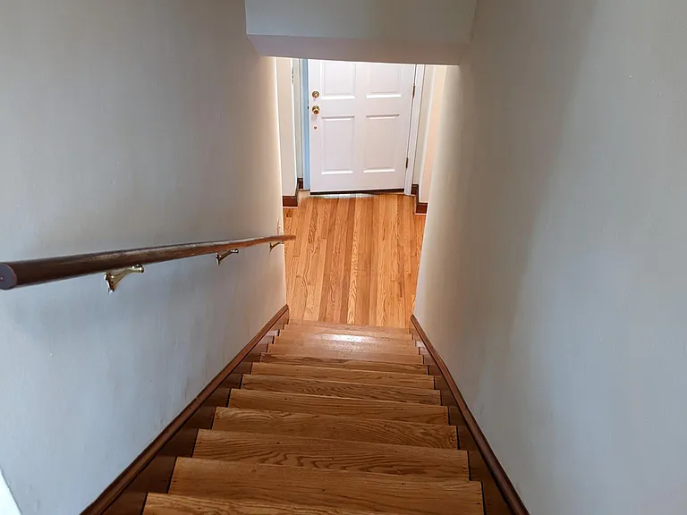 5900 Valley View Dr — Photo 26