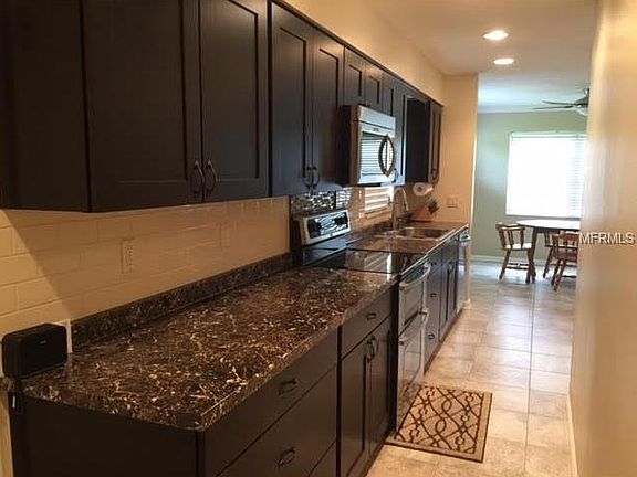 4th image of 701 Orange Ave