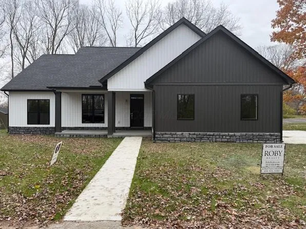 34 Prospect St, Delaware, OH 43015