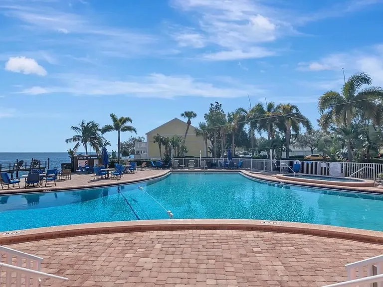 4985 Coquina Key Dr SE #D — Photo 9