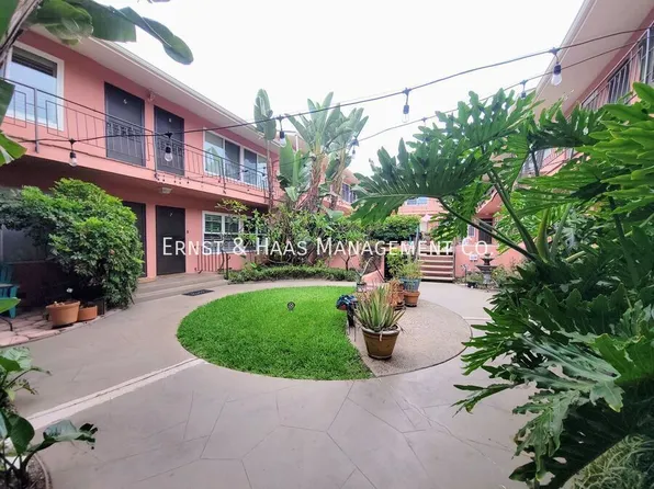 1023 E 1st St Unit 8, Long Beach, CA 90802