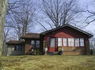 2354 Neeld Rd, East Palestine, OH 44413