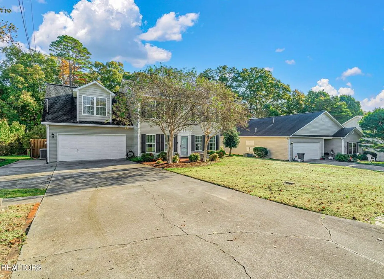 4 bed, 2050 sqft, $2,800 — Photo 4