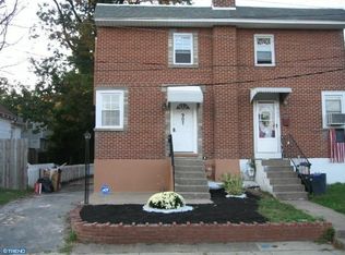 907 Spruce St, Collingdale, PA 19023