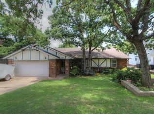 3205 S Bermuda Ave W, Sand Springs, OK 74063