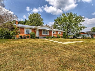 963 Stonebraker Rd, Indiana, PA, 15701