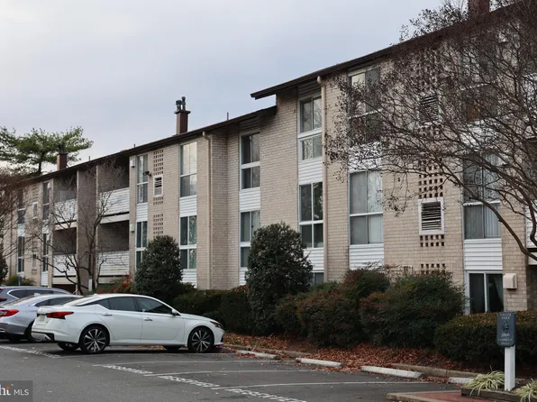 5606 Bloomfield Dr Suite 201, Alexandria, VA 22312