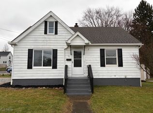 225 25th St NW, Barberton, OH 44203