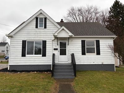 225 25th St NW, Barberton, OH, 44203