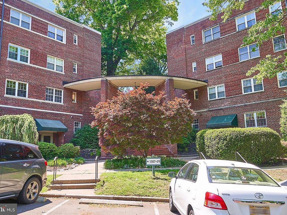 1st image of 1307 N Ode St APT 411