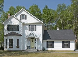 12 Boss Rd, Ringoes, NJ 08551