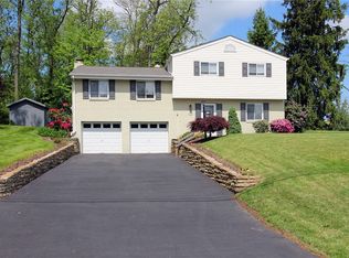 1351 Sky Ridge Dr, Pittsburgh, PA 15241