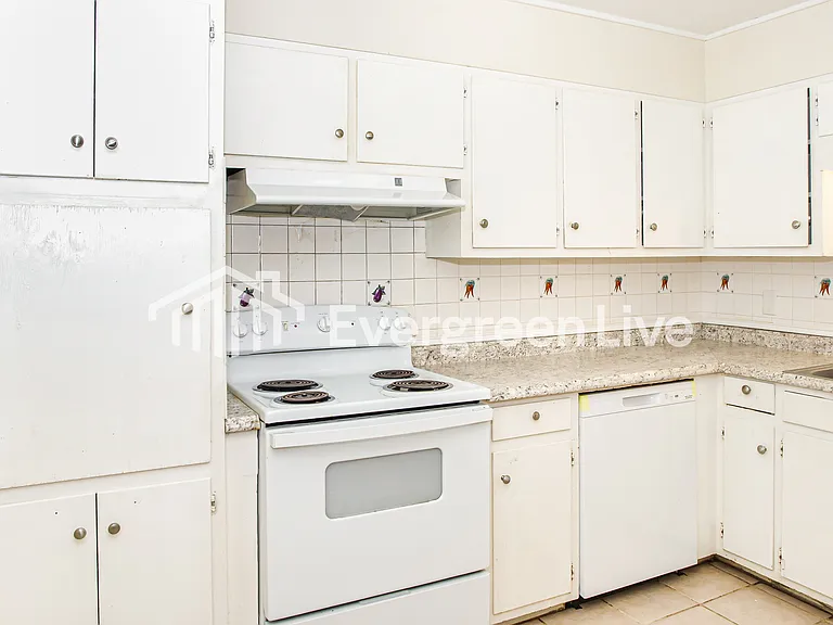 3412 Mimosa Ln NW — Photo 6