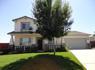 1273 W Canyon Way, Hanford, CA 93230