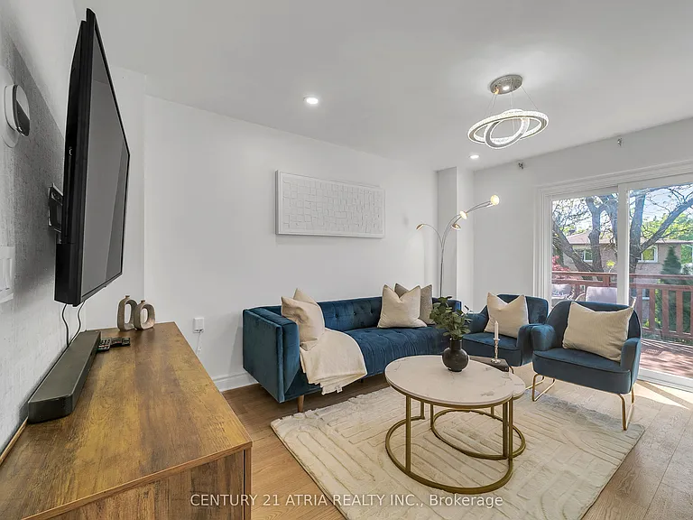 10 Park Lane Cir — Photo 19