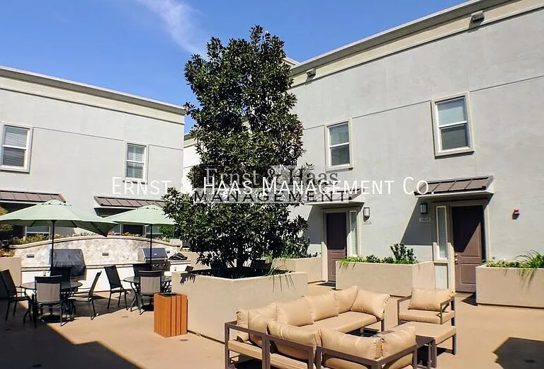 16674 Bellflower Blvd — Photo 6