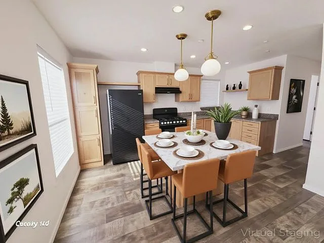 Building Photo - 825 N Lamb Blvd #128