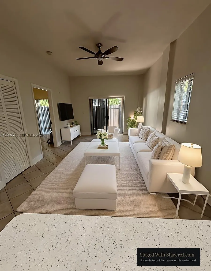 Brickell Terrace Condo — Photo 1