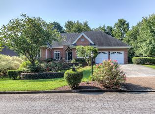 2425 William Ct, Dunwoody, GA 30360