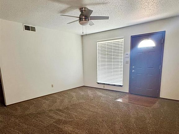 2nd image of 521 SW 71st St