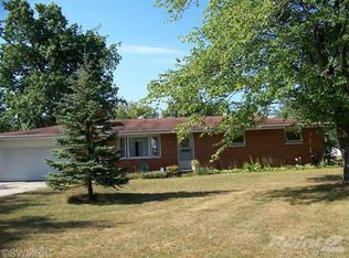 70536 Dennis Dr, Niles, MI 49120