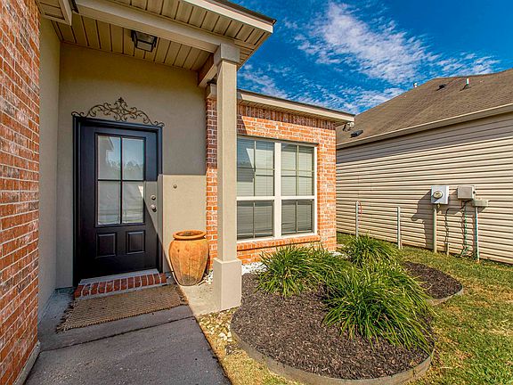 2nd image of 11433 Ashwood Ct