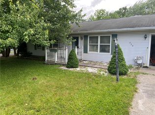 909 Brentwood Dr, Greenville, PA 16125