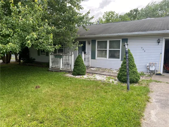 909 Brentwood Dr, Greenville, PA 16125