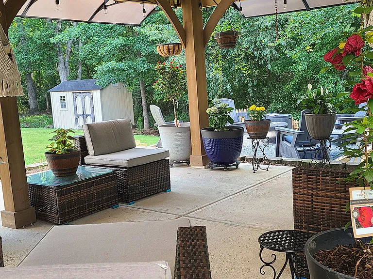 9542 Oswald Ln — Photo 7