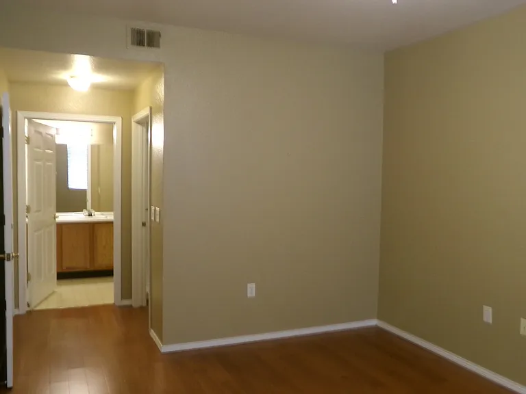 3002 W Elizabeth St #13D — Photo 14