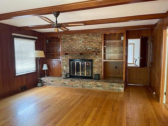 3rd image of 4939 1st Ave