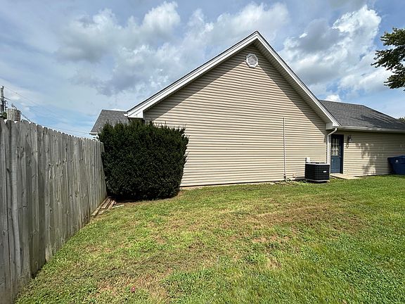 5th image of 1692 Patterson Branch Rd