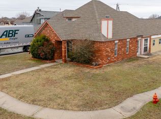 1801 SW 24th St, Moore, OK 73170