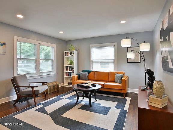 2nd image of 418 Marquette Dr