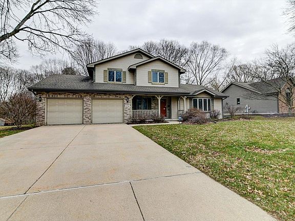 3rd image of 2796 Rosellen Ave