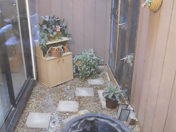 5th image of 6062 Peoria Dr