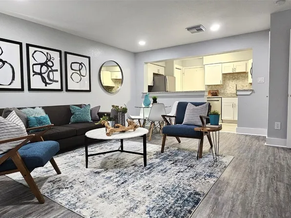 13215 Emily Rd APT 2101, Dallas, TX 75240